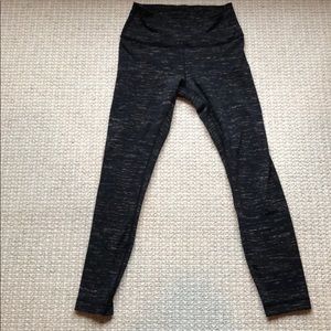 Lululemon wonder under crop